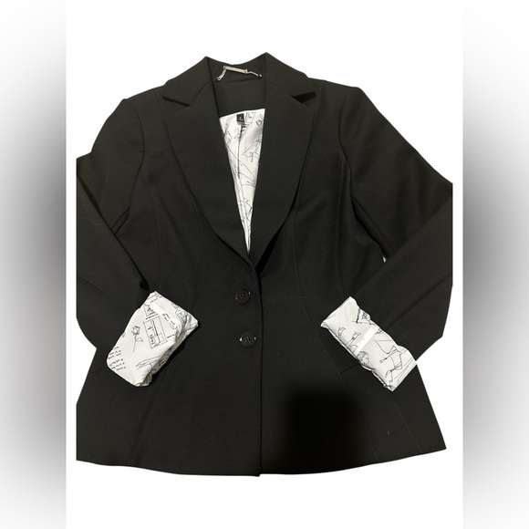 White House Black Market Signature
Blazer Black Size 6 - Picture 12 of 14